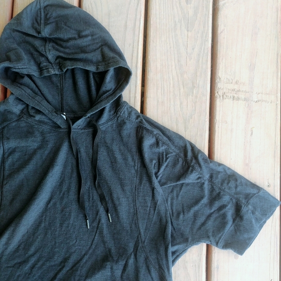 Under Armour Oversized Athleisure Hoodie - Picture 3 of 8